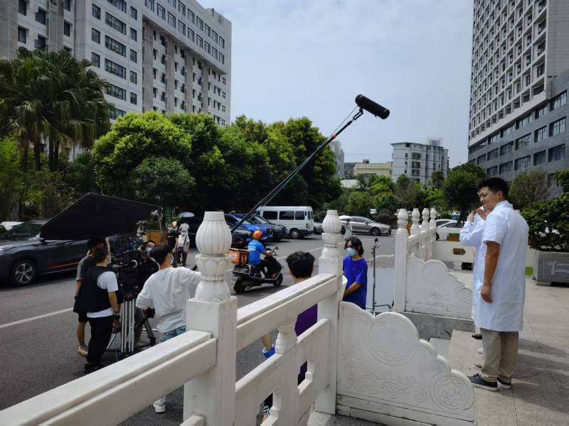 仁和区广告片拍摄公司低成本实现高规格制作的诀窍